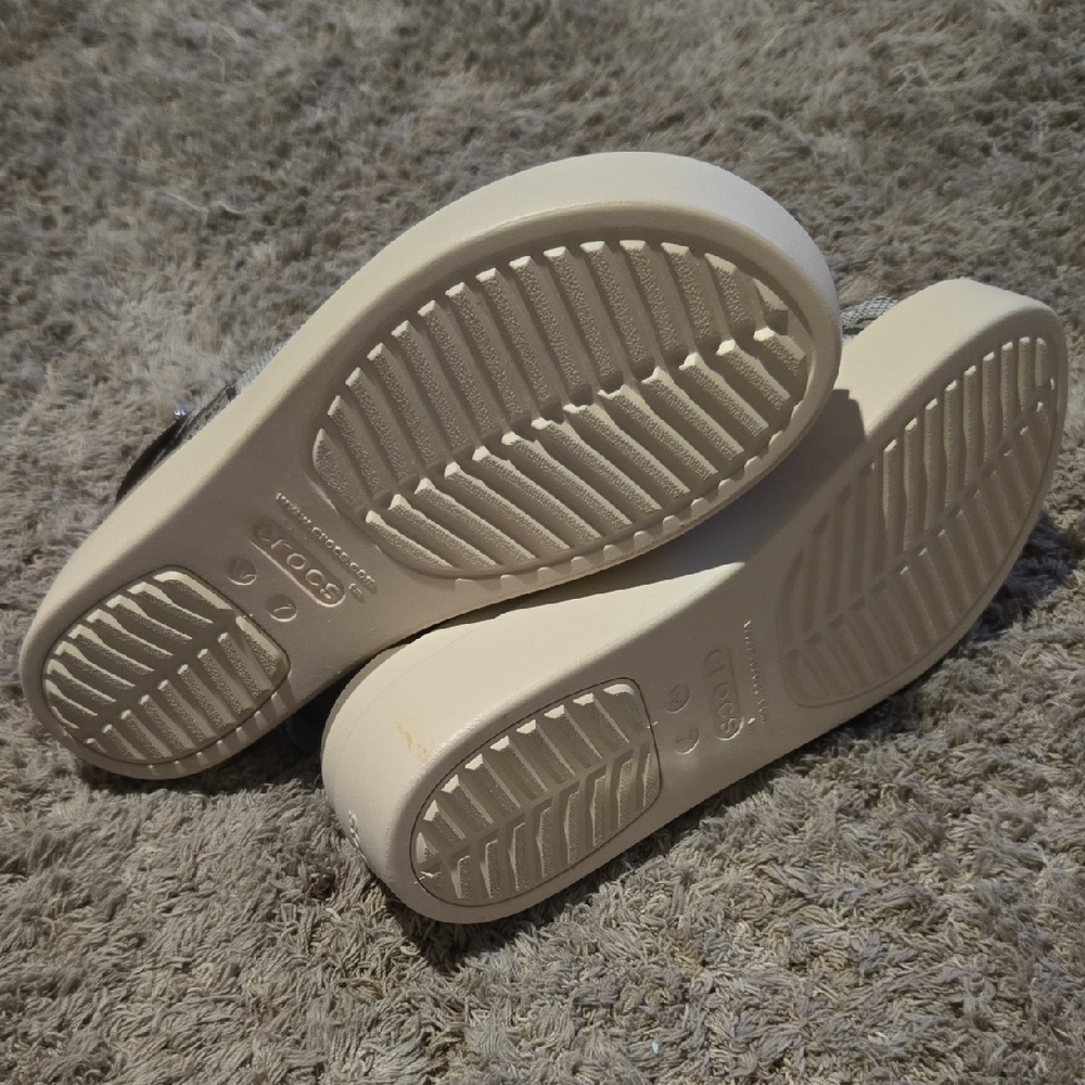 CROCS Brooklyn Low Wedge Sandals - Gray Snake Print - Picture 7 of 7